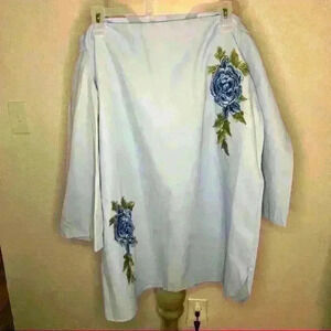 *New* Elliott and Vine blue off shoulder top Sz 2X